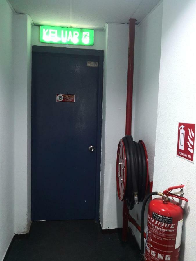 Hotel Seri Kota Satu كوتا تينجي المظهر الخارجي الصورة